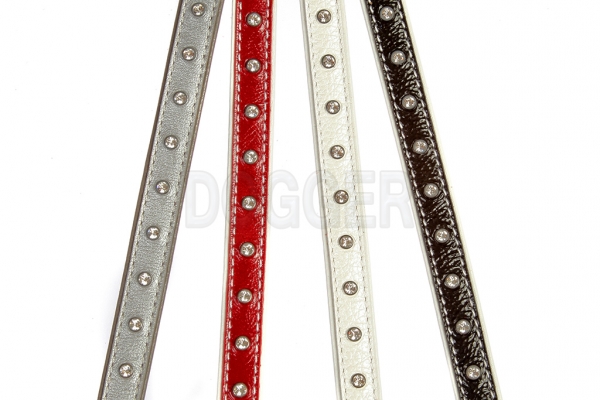 Collar 15 tucked with Swarovski rhinestones