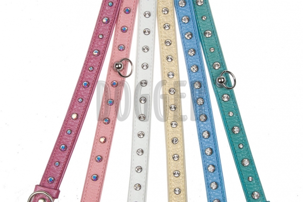 Collar 20 tucked with Swarovski rhinestones