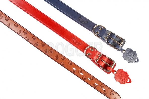 Collar 30 embossed 